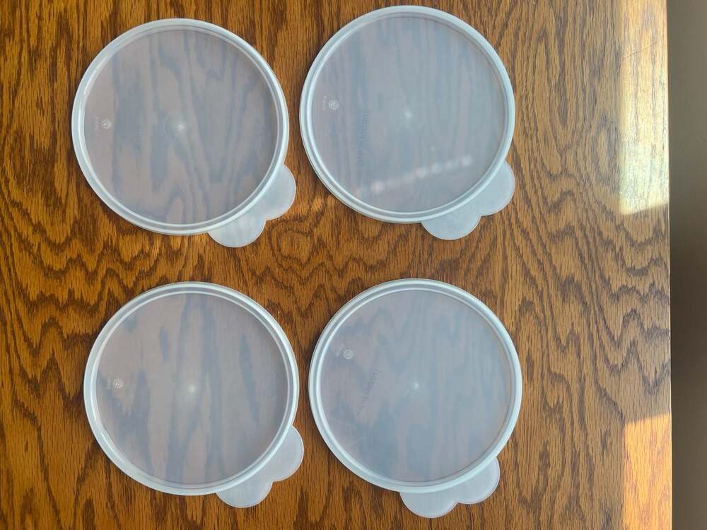 Set of 4 Tupperware 6" Round Replacement Lids #2541A with Butterfly Tabs